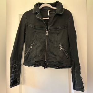 FREE PEOPLE Black Lace-Up Sleeve Zip Front Jacket